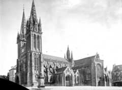 Côté sud-ouest en largeur