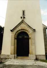 Vue d'ensemble du porche d'entrée.