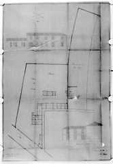 'Ancienne propriété Carré'. Plan d'ensemble au 1/200e, élévations au 1/100e, signés et datés A.Filuzeau, le 1er mai 1885. (A.C. Fontenay-le-Comte, 4 M 6).