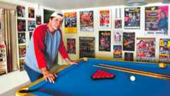 Scott Hall opens up about how he lost respect for Bret Hart after going to his house.