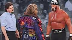 Before their rematch at WCW Halloween Havoc 1998, Ultimate Warrior and Hulk Hogan had a tense stare-off.
