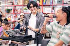 STUTS、『tiny desk concerts』収録に潜入