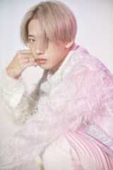 鈴木凌、デビューシングル『Wish』リリース　Zepp Hanedaにて誕生日＆クリスマスライブも