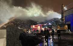 Пожар в пункте приема металлических отходов на Раэ пыйк в городе Палдиски.