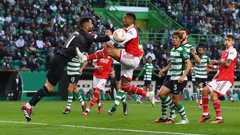 Arsenal draw at Sporting, Roma beat Sociedad in Europa League