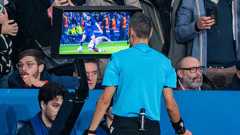 Diaz hero and villain as Bayern beat PSG