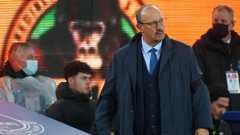 Everton owner backs under-fire Benitez