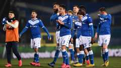 Balotelli's Brescia accept player pay cuts