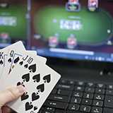 第五人格で質問です。トップランカーがよく採用してるサバイバーの人格ってありますか?