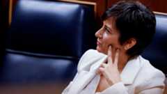 La ministra de Vivienda, Isabel Rodríguez, restó importancia este martes a las palabras de la portavoz de Sumar en el Congreso de los Diputados, Verónica Martínez Barbero, en las que le invitó a dimitir si no adopta "medidas valientes" para atajar la crisis de vivienda que sufre España, y aseguró que los grupos políticos "tienen que llamar la atención" ya que "forma parte de su trabajo".