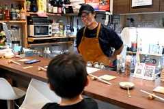 「未成年が一番多い角打ち」ってどういうこと?ニュータウンでの光景