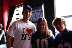 Photo of New York Giants Fans Unite in San Fran