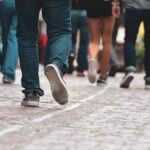 Après les automobilistes, les piétons bientôt aussi sanctionnés pour excès de vitesse ?