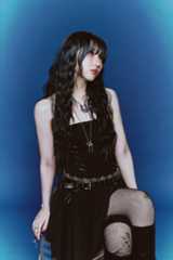 eill、ニューEP『ACTION』初回限定盤収録"ラブ トランジット"シーズン2主題歌「happy ever after」ライヴ映像公開