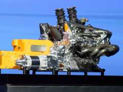 F1エンジン圧縮比問題は「シロに近いグレー」と浅木泰昭「ホンダは敵の動きやたくらみを読まないといけない」