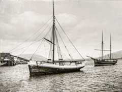 Jakt Bravo built in 1886 by Ola H. Nerhus in Stekka / Tørvikbygd i Hardanger.