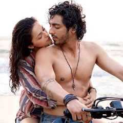 FDFS Public Review: Saiyaara ft. Ahaan Panday | Aneet Padda