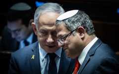 Prime Minister Benjamin Netanyahu (left) and National Security Minister Itamar Ben Gvir (right) in the Knesset plenum in Jerusalem, March 19, 2025. (Yonatan Sindel/Flash90)