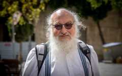 Jonathan Pollard, a former US Navy analyst who spent three decades in prison for spying for Israel, seen in Jerusalem, August 31, 2023. (Chaim Goldberg/Flash90)