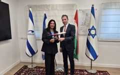 Transportation Minister Miri Regev (left) and Wizz Air CEO József Váradi, November 27, 2025. (Courtesy)