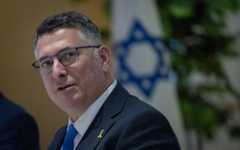 Foreign Affairs Minister Gideon Sa'ar at the Ministry of Foreign Affairs in Jerusalem, January 18, 2026. (Yonatan Sindel/Flash90)