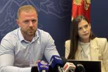 &lt;p&gt;Press Đokaj&lt;/p&gt;