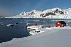 As zonas polares são mais frias em virtude da menor insolação