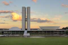 O Palácio dos Três Poderes é a casa do Executivo, do Legislativo e do Judiciário¹