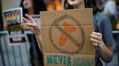 VÉLEMÉNY: Hogyan ne akadályozzunk meg egy atomháborút?