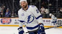 Girgensons gūst vārtus «Lightning» pārliecinošā uzvarā pār «Flames» komandu