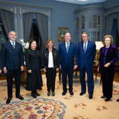 Installation du nouveau Conseil de la Couronne