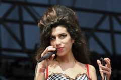 Amy Winehouse Honored With London Statue, Defying Local Tradition