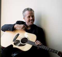 Jason Isbell (Credit: Christy Bush)