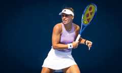 Стародубцева проиграла на старте квалификации в Дубай