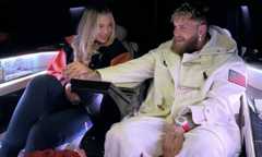 Даже плакал: Блогер-боксер Пол трогательно поздравил свою любимую Лердам с победой на Олимпиаде-2026. Фото и видео