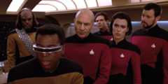 The crew of the Enterprise suffer amnesia in Star Trek: The Next Generation