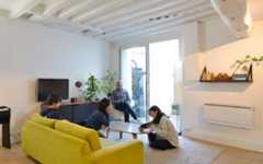 パリ中心から10分・森のほとりで古民家ライフ。築160年超の中庭付き一戸建てを家族4人で大胆リノベ　パリの暮らしとインテリア20