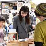 谷保のシェアキッチン「おへそキッチン」を拠点にした小さな商いが、地元愛と絆を育む