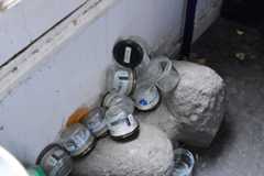 石は外から持ち帰ったもの。これも一つの出会いの賜物（撮影／Manabu Matsunaga）