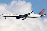 N585NW | Delta Air Lines | Boeing 757-351(WL)