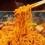 締めの焼きラーメン（塩だれ・辛味噌ダレ・ニンニク醤油）