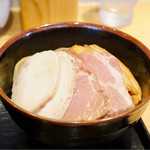 麺屋一燈 - 3種類のチャーシュー