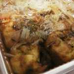 たこ焼専門店 大阪屋 - 15個入り。鰹節とマヨネーズがたっぷり。