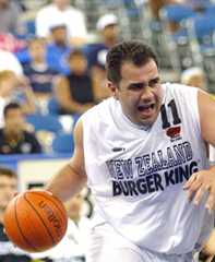 Tall Blacks captain Pero Cameron at the 2002 World Championships, Indianapolis