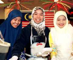 Malaysian food at an international food festival, University of Otago, 1998