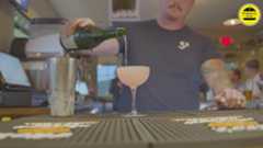 How to make a South 385, a delicious take on a French 75