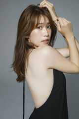 「週刊プレイボーイ」中川安奈グラビアの誌面未公開カット（©集英社／菊地泰久）