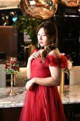 写真集の撮影を行う青野未来