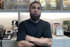 リモート会見に出席したルイス・ネリ