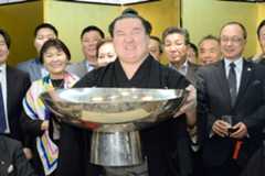 ２位は白鵬（２０１６年大阪場所優勝祝賀会）